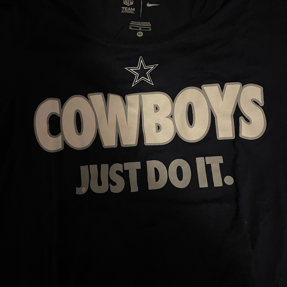 Dallas Cowboys- Nike NFL T SHIRT WORN ONCE
